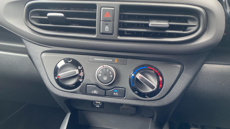 Hyundai i10 1.0 MPi SE Connect 5dr Petrol Hatchback
